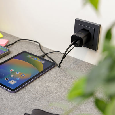 Bundle Schnellladegerät 30 W inkl. 1x USB-C und 1x USB-A Kabel